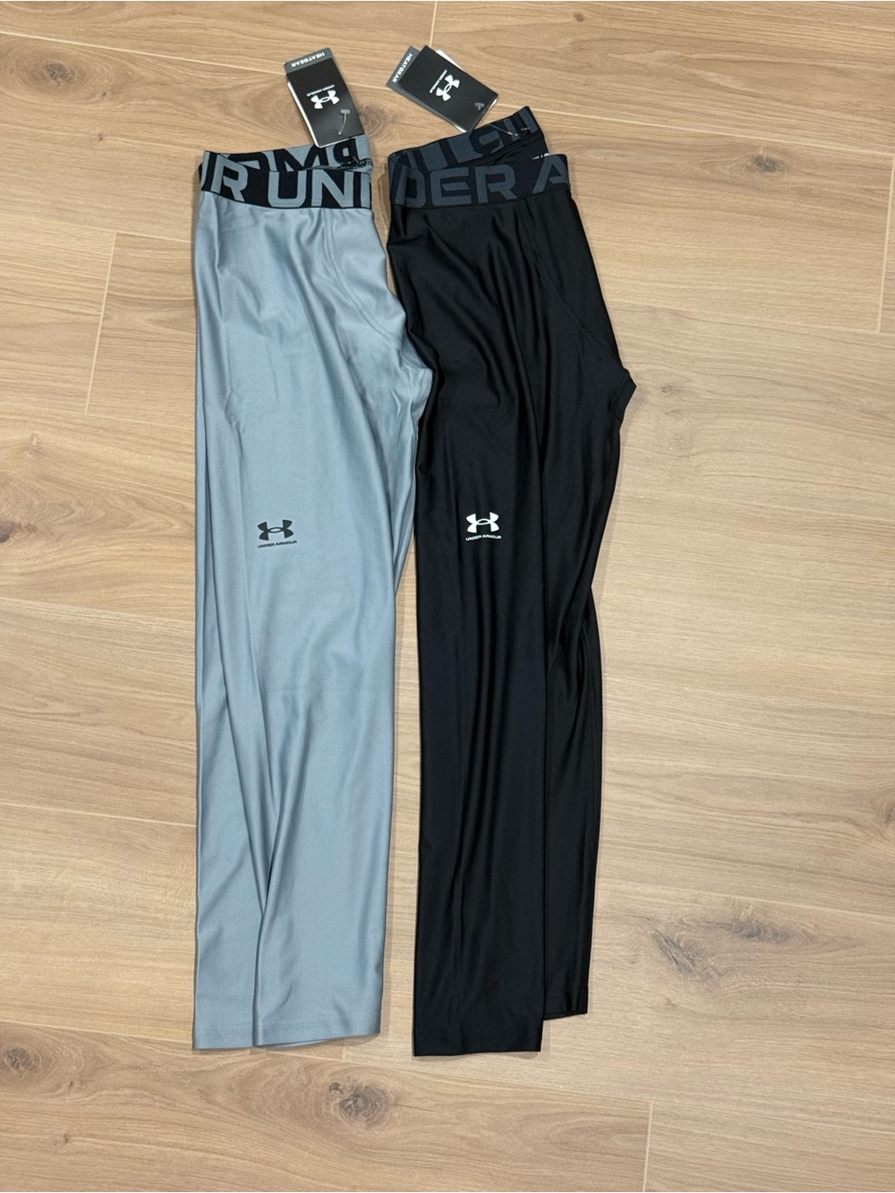 HeatGear Under Armour Men’s Compression Pants — Black & Light Gray
